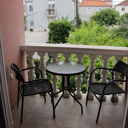 公寓 Petani 扎达尔